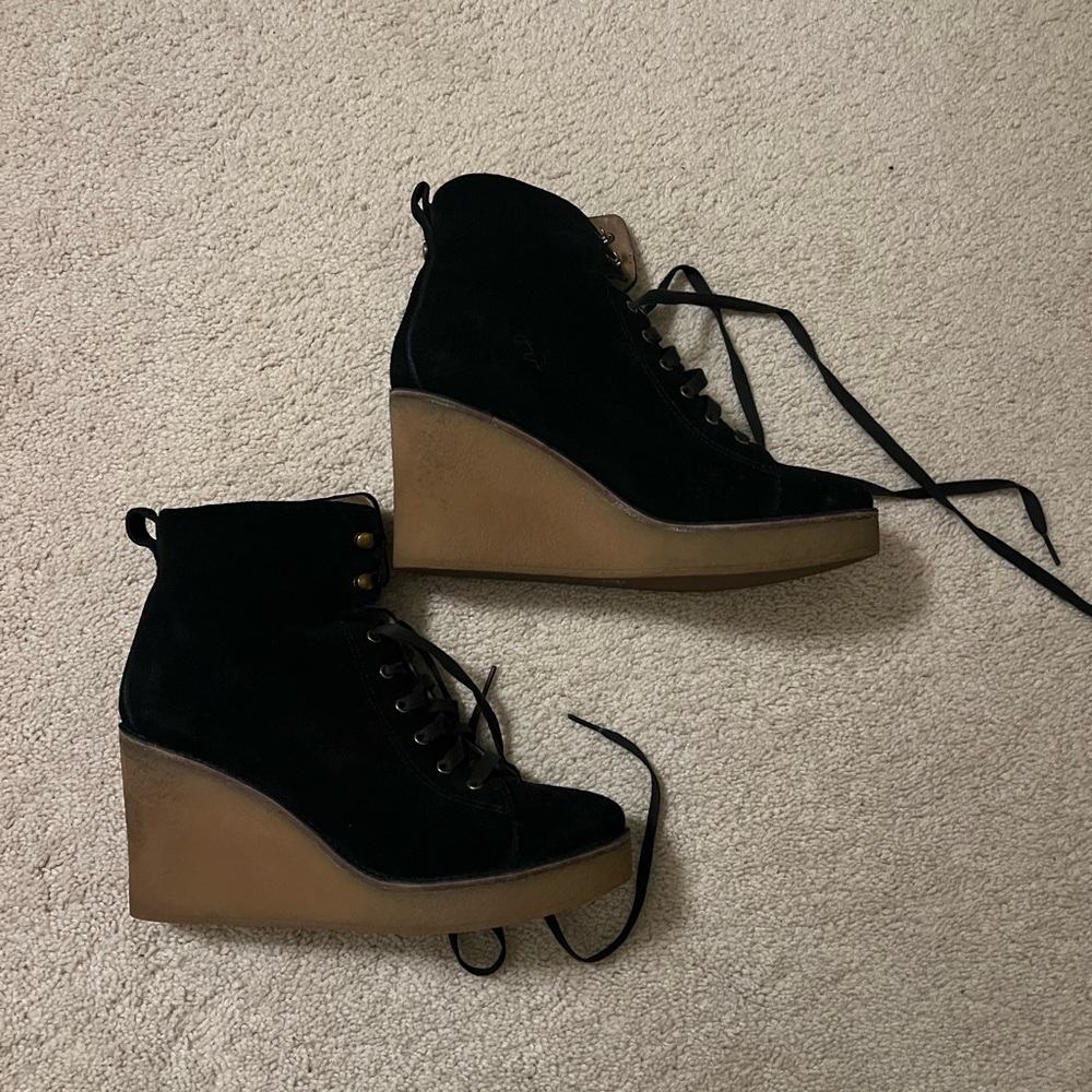 UGG® Women’s Kiernan Wedge Lace-Up Booties 12